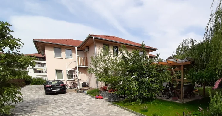 Keresztes Apartmanház Balatonlelle