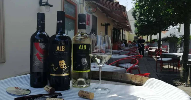 Gaben Étterem, Borbár és Vinotéka