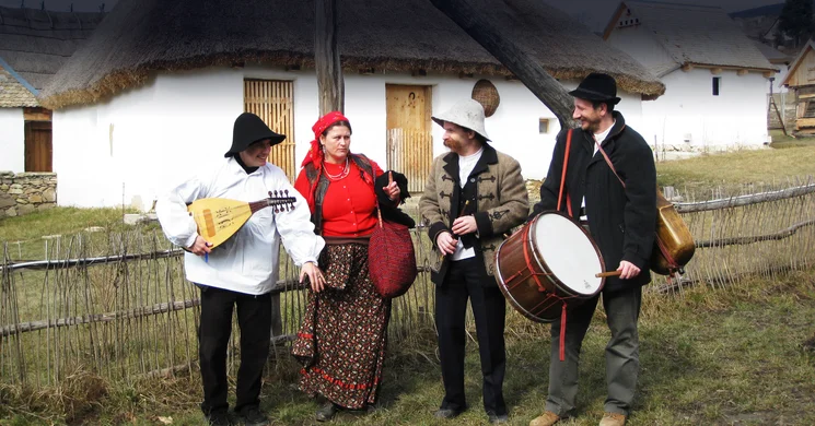 Moldvai csángó táncház