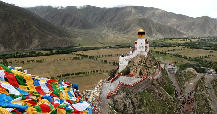 Halottak Napja a Shambalában 2025 Budapest. Az Ősök Ünnepe a Shambala Tibeti Központban