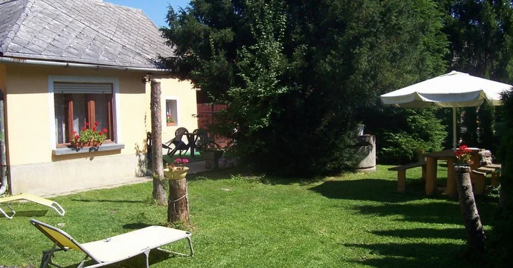 Fenyves Vendégház Bakonybél