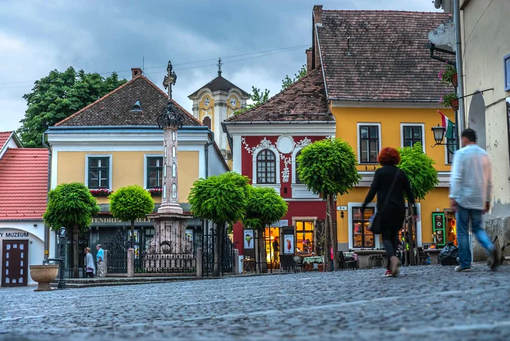 Budapest - Szentendre hajókirándulás 2026 - Fedezze fel a Dunakanyar ékszerdobozát Szentendrét!