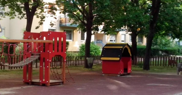 Kékvirág játszó- és pihenőpark Budapest