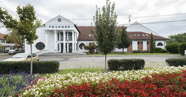 Algyői Faluház