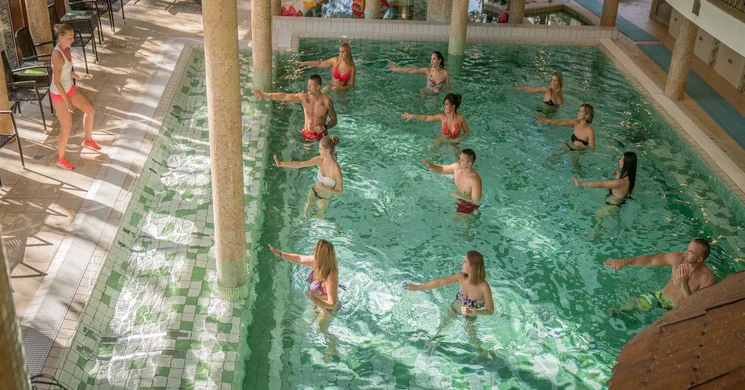 Aqua Fitness Gyula 2026 - Frissítő vízi torna wellness pihenés közben a Wellness Hotel Gyula**** Superiorban
