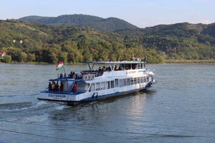 Szob hajó menetrend 2026 - Visegrád - Esztergom Dunakanyar sétahajó körjárat
