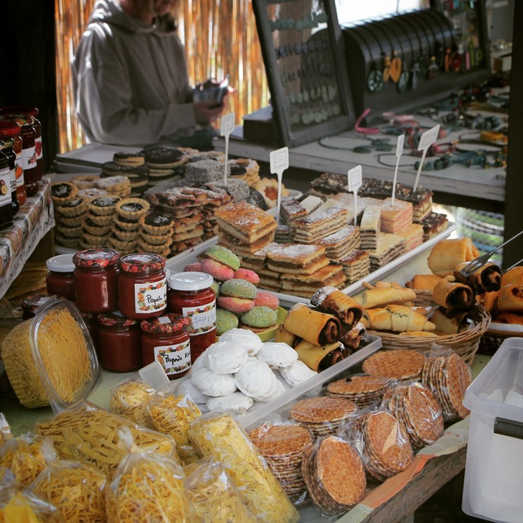 Káptalantóti Liliomkert piac 2026. Termelői piac a Káli-medencében, élmény vásárlás minden vasárnap