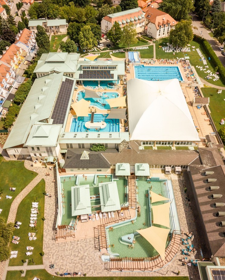4 éjszaka wellness Mosonmagyaróváron, korlátlan belépéssel a Flexum Thermal & Spa fürdőbe