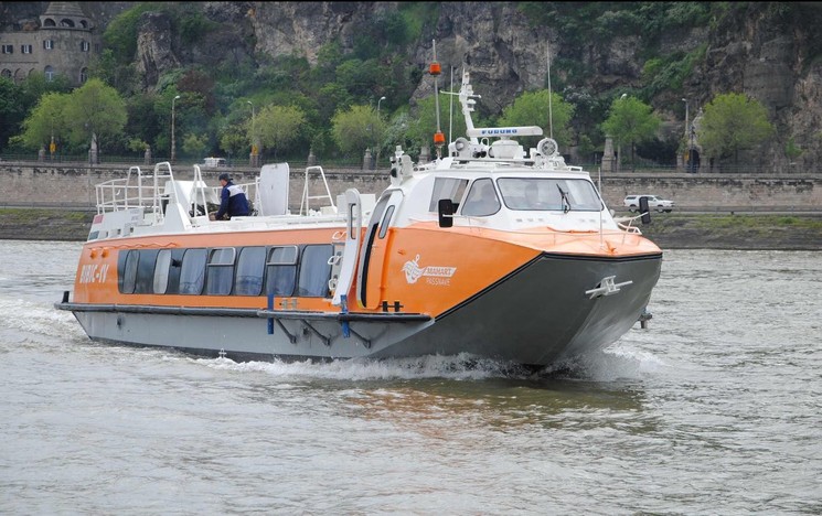 Vác - Visegrád hajó 2026 - Szárnyashajós kaland a Dunakanyarban