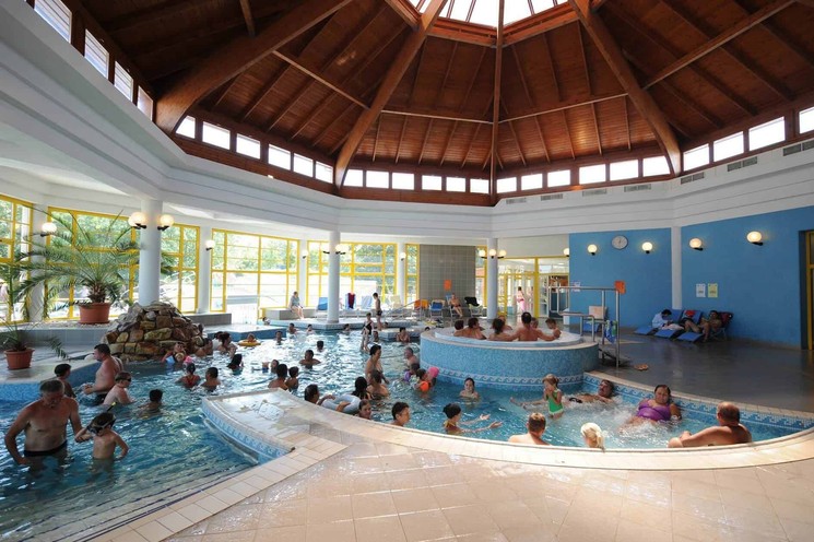 Gyógyfürdő akció Kiskunmajsa 2026 - Élmények az egész családnak a Jonathermál Fürdőben