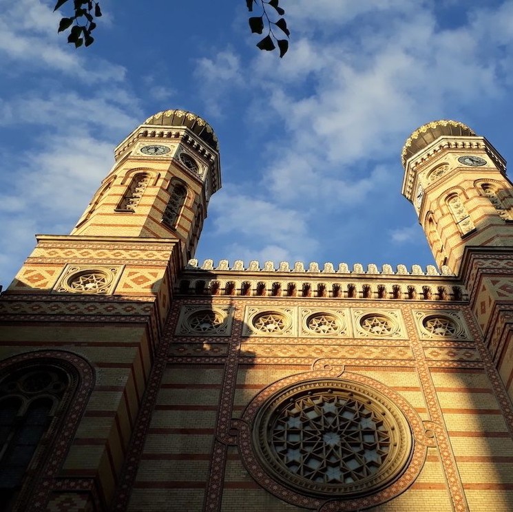  Városnéző séta a pesti zsidónegyedben 2026 - Budapest zsinagóga háromszög