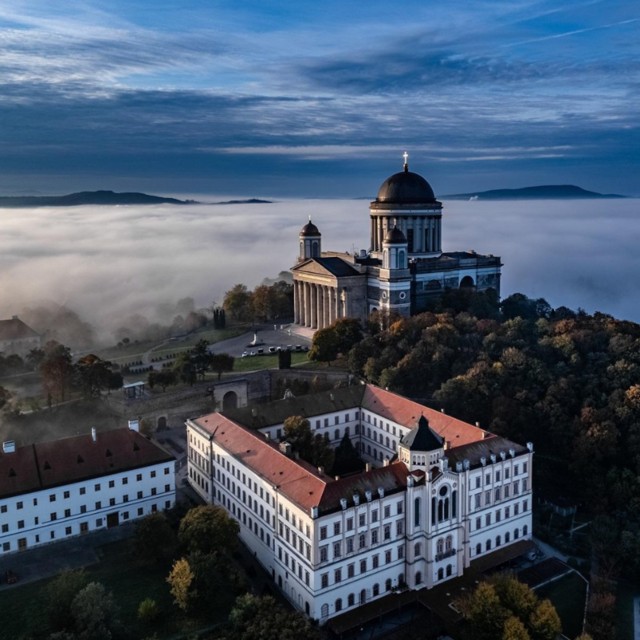 Tematikus városnéző túra Esztergom 2026 - Garantált tematikus élményséta idegenvezetővel az Imagine szervezésében