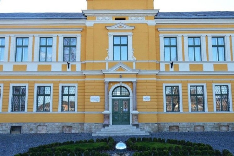 Borsodi népviselet - néprajzi kiállítás az Ózdi Muzeális Gyűjteményben