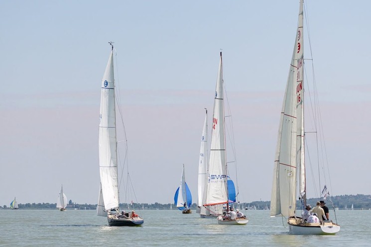 Fehér Szalag Vitorlás Verseny 2026 Balatonfüred - Izsák Szabolcs Emlékverseny