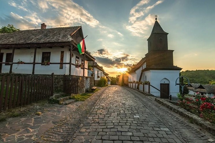Hollókő programok 2026 - Fesztiválok, események, rendezvények
