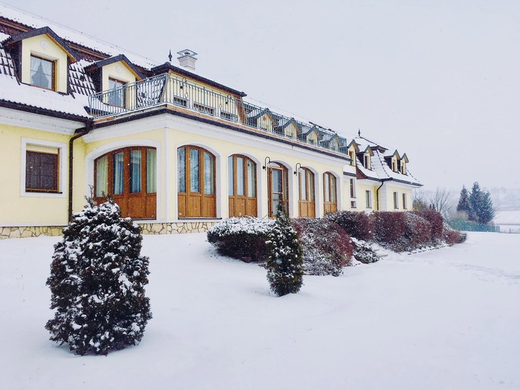 Vidéki karácsony Móron 2026 - Csillagfényes Karácsony a Hétkúti Wellness Hotelben