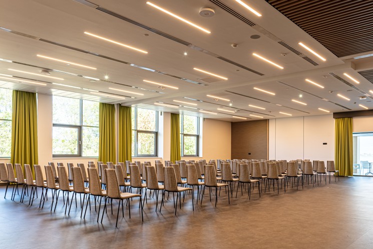 Rendezvényhelyszín Keszthely 2026 - Céges és családi rendezvények a Helikon Hotelben