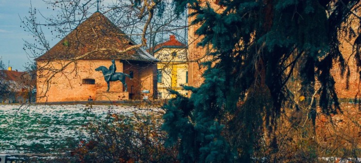 Idegenvezetés Gyula 2026 - Belvárosi barangoló  - városnéző körséta