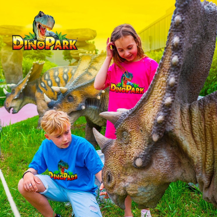 Dinoszaurusz park látogatás Budapesten, élmény- és oktatópark élethű, mozgó, hangot adó ősállatokkal