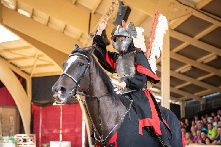 Középkori lovagi torna Bikalon az Élménybirtokon