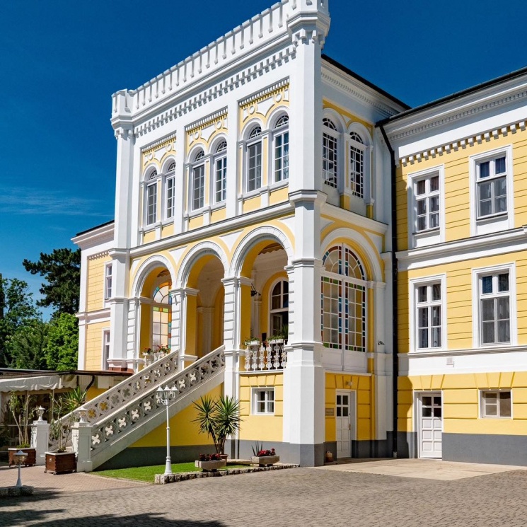 Garda fesztivál szállással Balatonfüreden a Gold Haus Vendégházban vagy az Astoria Hotelben