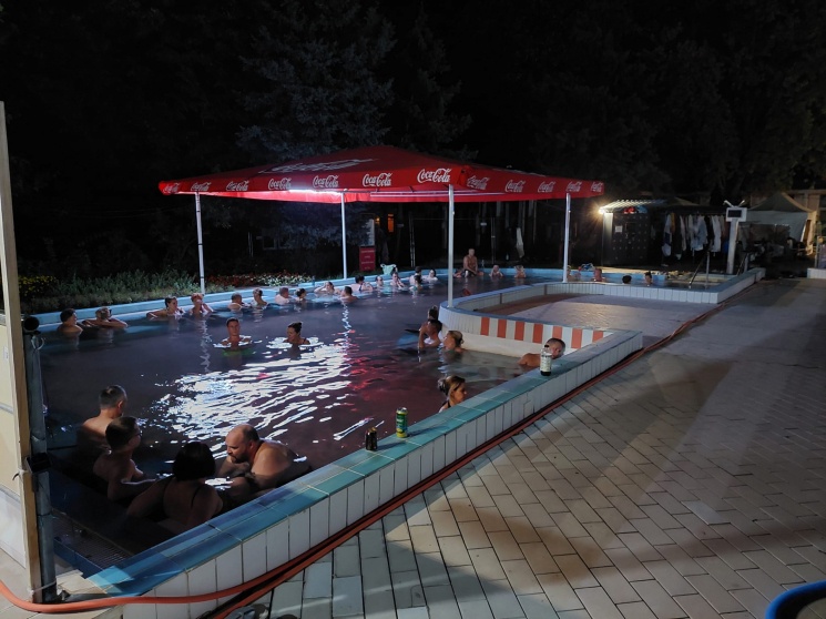 Gyógyfürdőzés a Leányfalu Termálfürdőben, egész évben várjuk gyógyulni, lazulni, feltöltődni