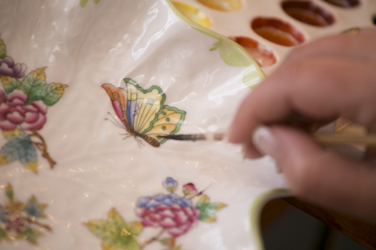 Herendi Porcelánmúzeum látogatás és idegenvezetés a Minimanufaktúrában