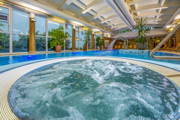 Wellness pihenés családdal, várjuk a harkányi Dráva Hotelben!