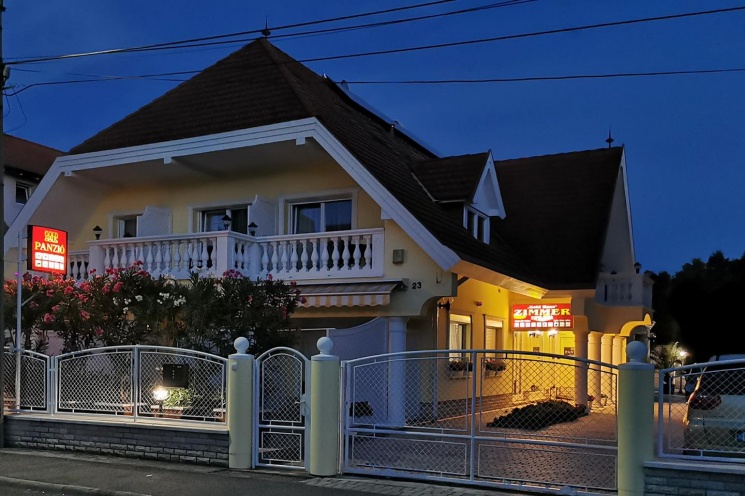 Balatonfüred Szilveszter 2026. Várjuk és köszöntsük együtt az új esztendőt a Gold Haus Panzióban****