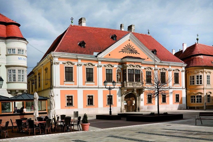 Apátúr-ház Győr