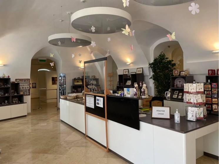 Helikon Kastélymúzeum Ajándékbolt Keszthely