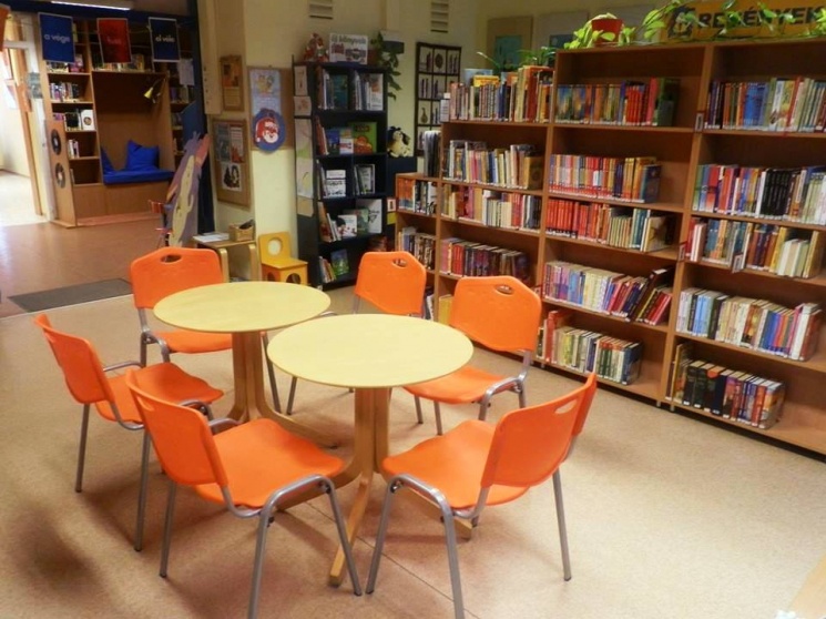 Óbudai Platán Könyvtár Budapest