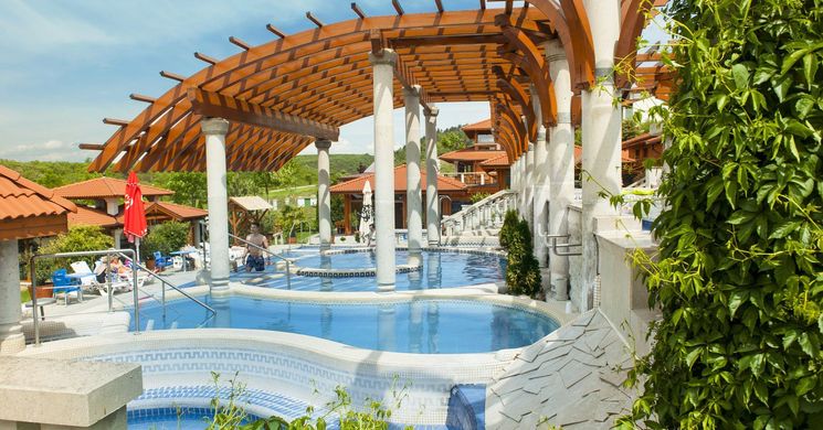 Demjéni Gyógyfürdő és Aquapark gyógy- és wellness fürdőzés egész évben éjjel 2-ig