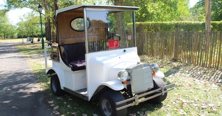 Elektromos kisautó bérlés Ópusztaszer 2026 - kényelmes és környezetbarát felfedezés az Emlékparkban