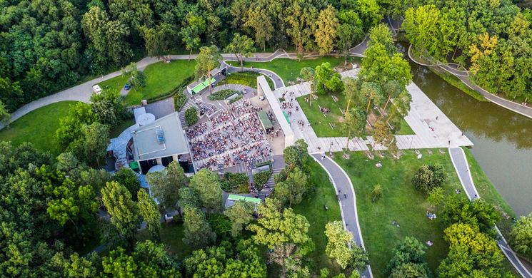 Debreceni Nyári Színházi Esték 2026 - Nagyerdei Szabadtéri Játékok