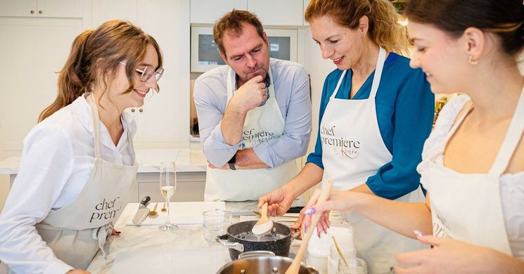 Csapatépítő főzés Budapesten, egy vidám és pörgős főzési élmény cégeknek, baráti társaságoknak és családoknak