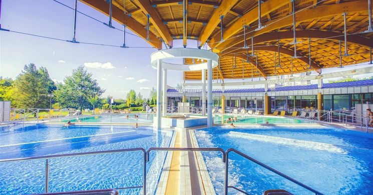 Bük Élményfürdő programok 2026 - Wellness kezelések, fürdőzés és szaunaszeánszok egész évben