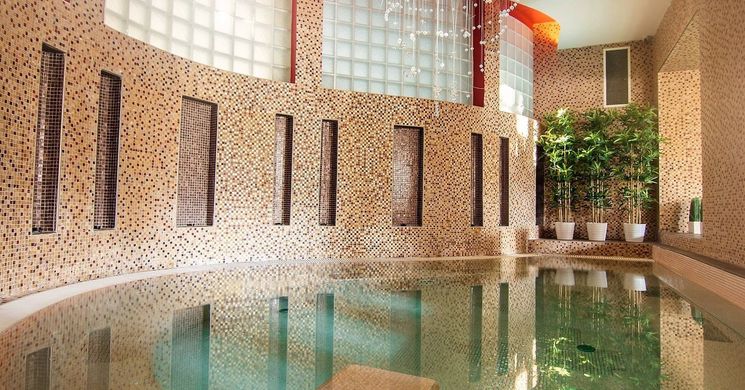 Wellness hétvége 1 éjszakára, romantikus kaland masszázzsal a tatai Kristály Imperial Hotelben 2026