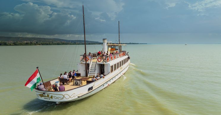 Balatonalmádi hajókirándulás 2026 - Sétahajók és menetrendi hajók