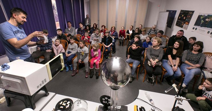 Családi programok Pécs 2026- Élményprogramok a Zsolnay Negyedben