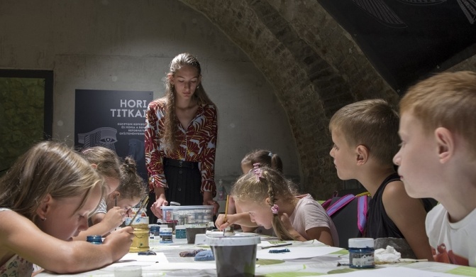 Múmia Pápán, interaktív múzeumpedagógiai foglalkozások az Egyiptomi koporsó és múmia kiállításhoz