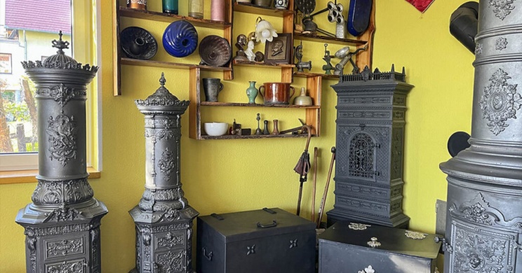 Kályhakiállítás, antik kályhagyűjtemény látogatás Gyenesdiáson