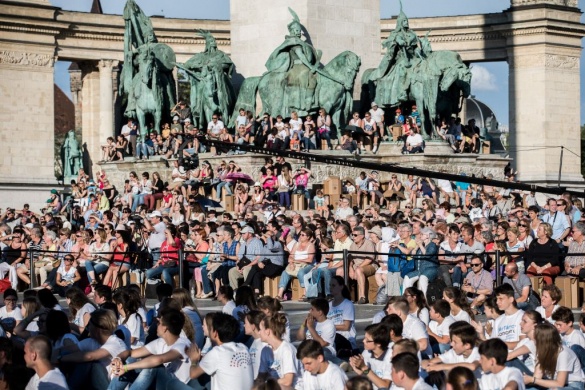 Hősök tere koncert. A Budapesti Fesztiválzenekar szabadtéri, ingyenes koncertje