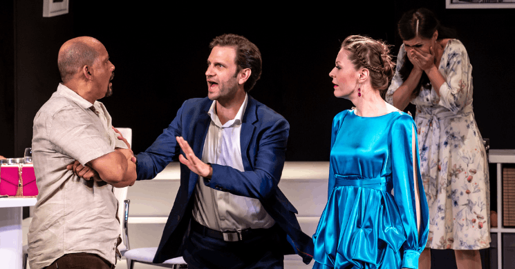 Hogyan nevezzelek? előadás Budapest 2026. Vidám Színpad