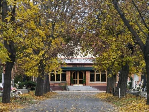 Óbudai temető séta iskolai és turista csoportok számára Budapesten előzetes bejelentkezéssel