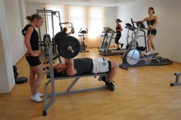 Zalakarosi konditerem, edzési lehetőség naponta a zalakarosi fürdő konditermében