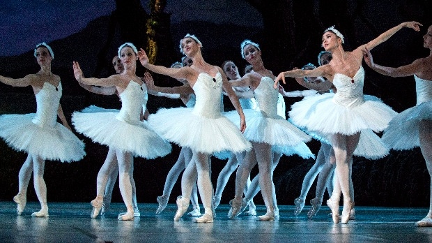 Hattyúk tava előadások 2026. Online jegyvásárlás