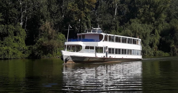 Tokaji sétahajózás 2026 - Vacsorával egybekötött, hangulatos hajókirándulás online jegyvásárlással