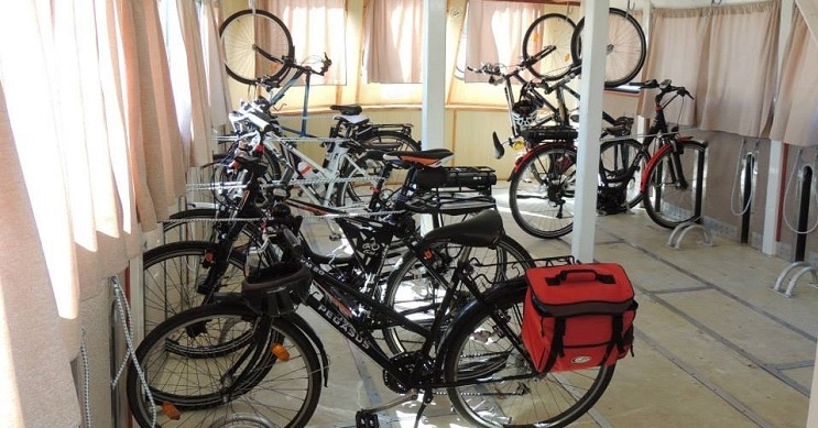 Kerékpár szállítás hajón