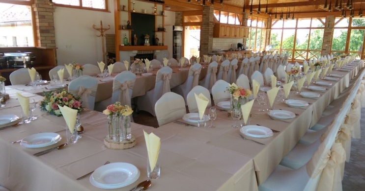 Ballagási rendezvények az autentikus, 1000 pincés Monori Pincefaluban